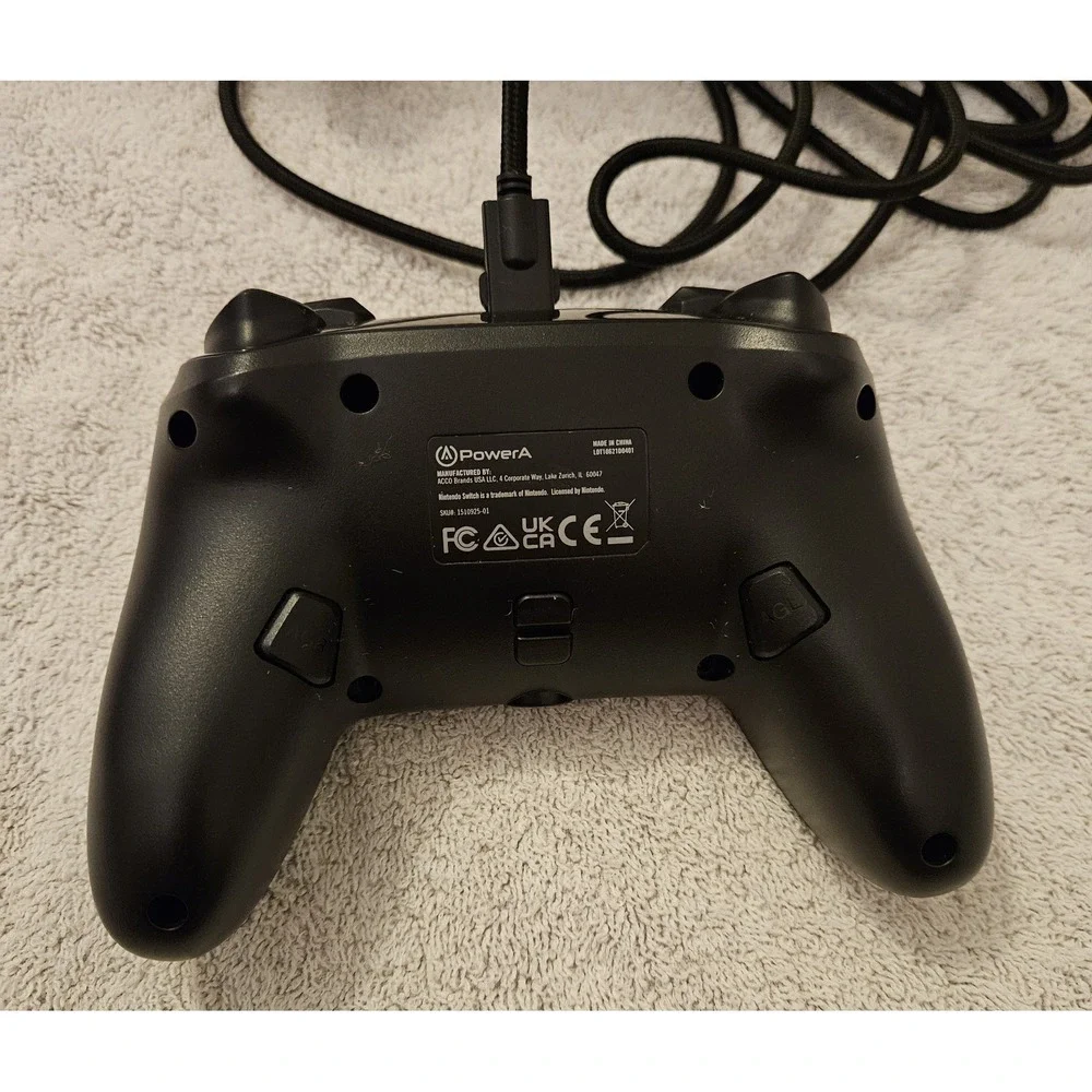 Power A NINTENDO SWITCH CONTROLER Wired Black‎ Excellent Condition